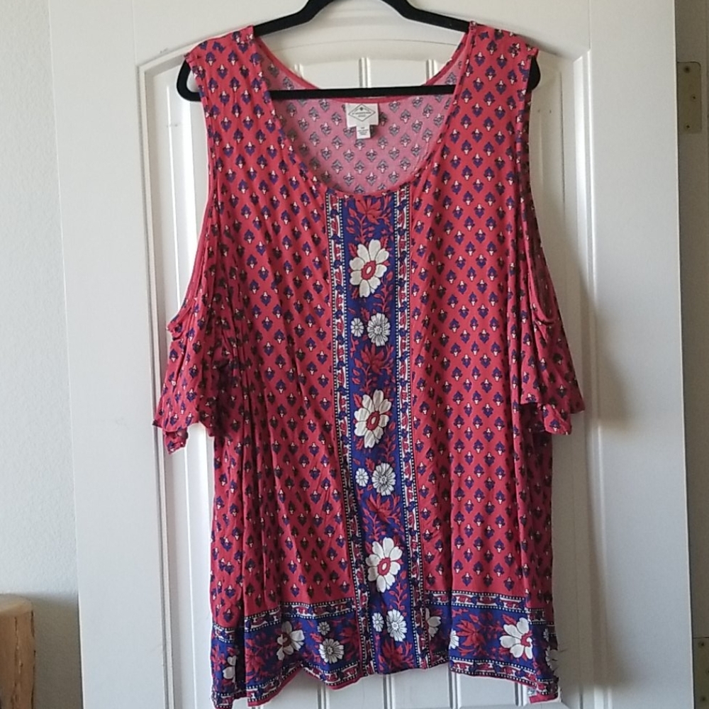 Size 3X cold shoulder blouse
